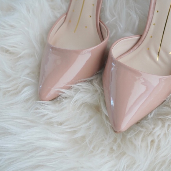Blush Pink Patent Heels - Picture 3 of 4
